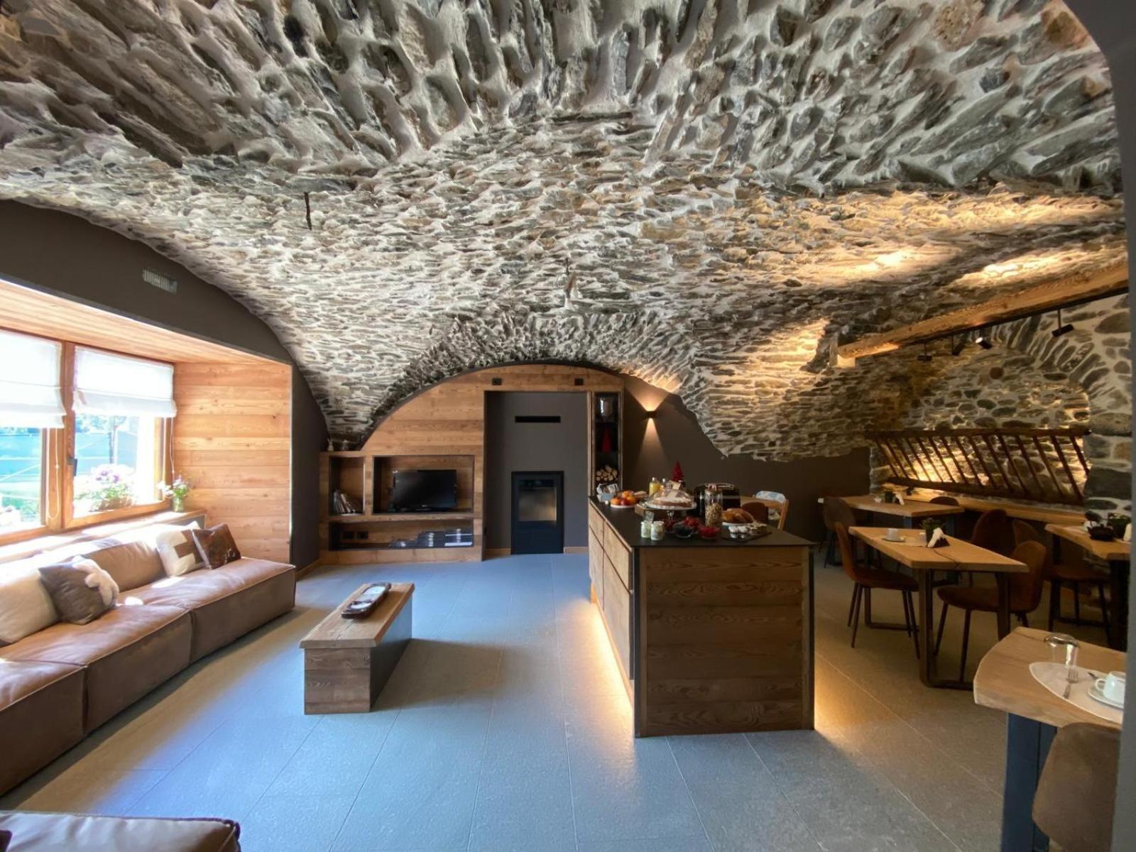 Grande Cote Room And Breakfast Cesana Torinese Bagian luar foto